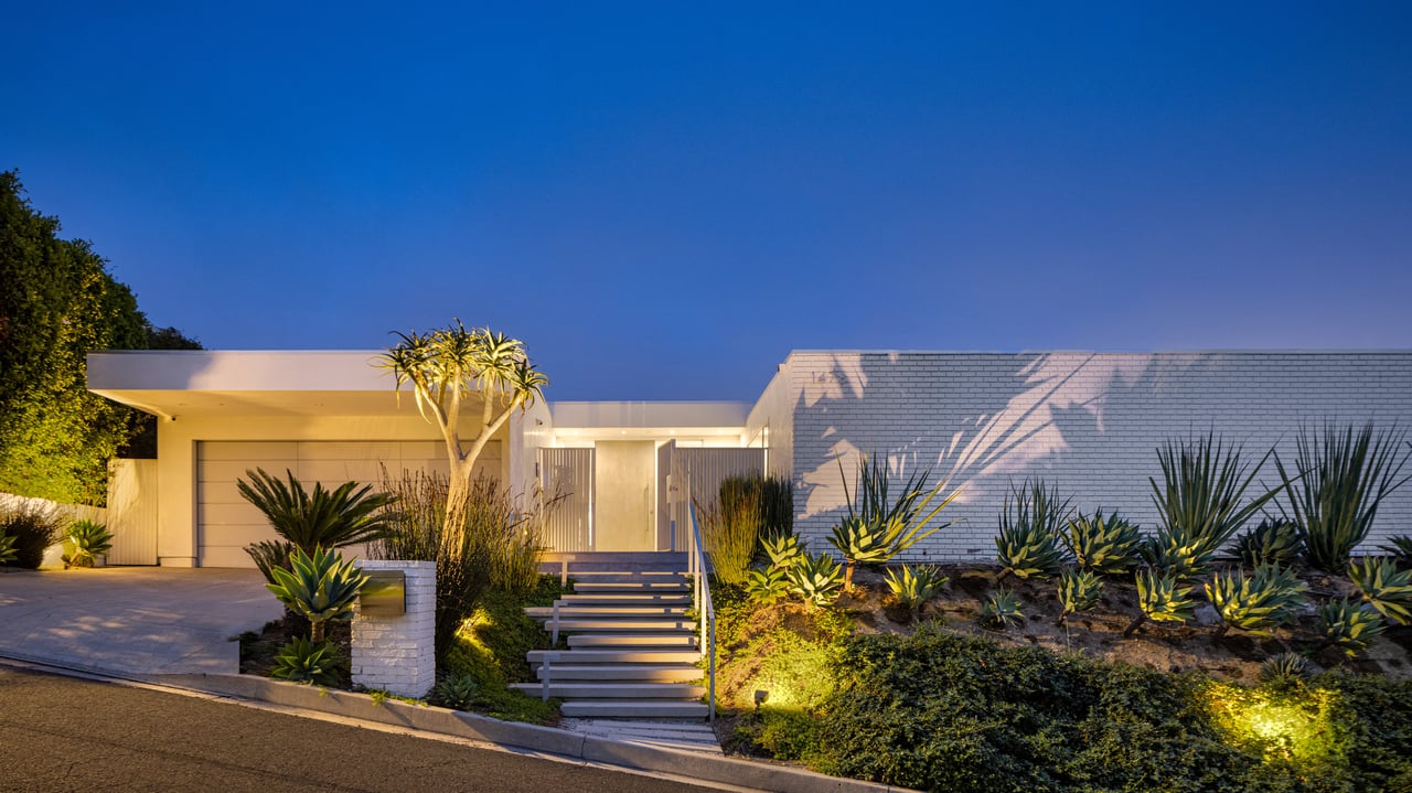 1476 Carla Rdg, Beverly Hills