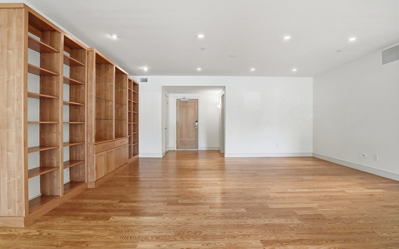 2801 Pennsylvania Ave 105