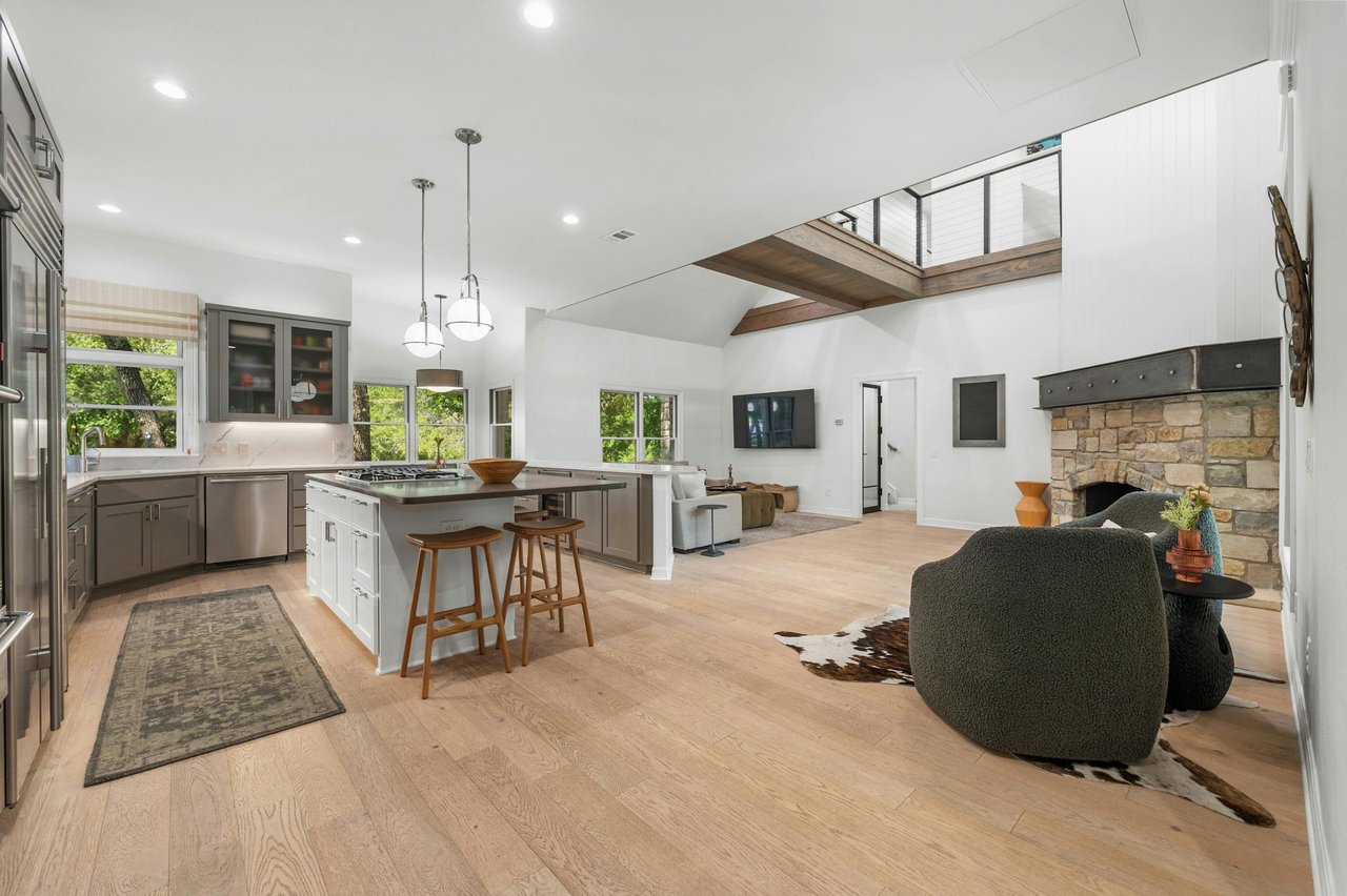 2928 Chatelaine Drive