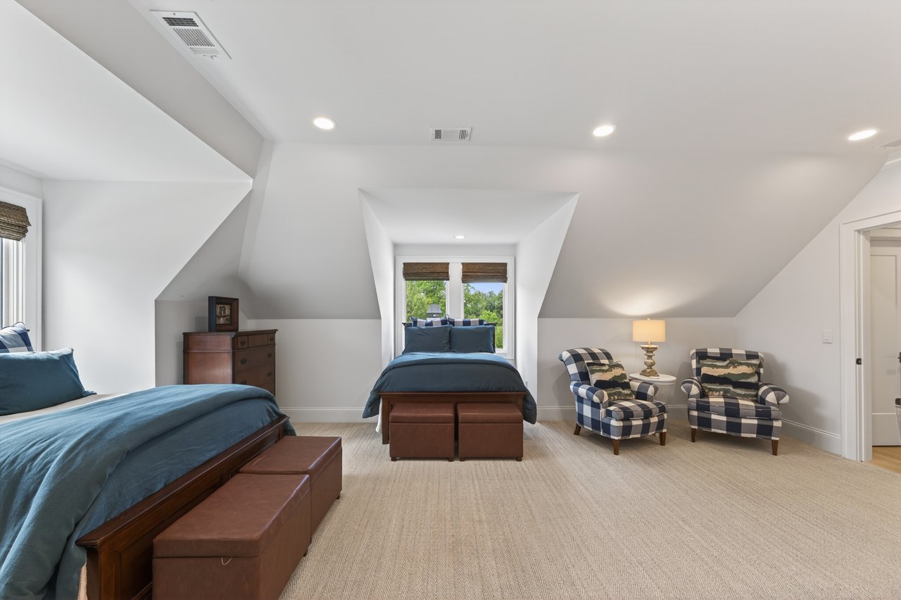 10170 Cedar Ridge Drive