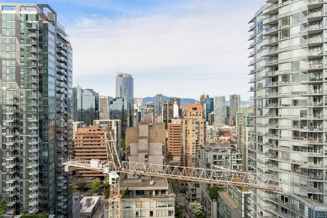 2705-1308 Hornby St Unit: 2705