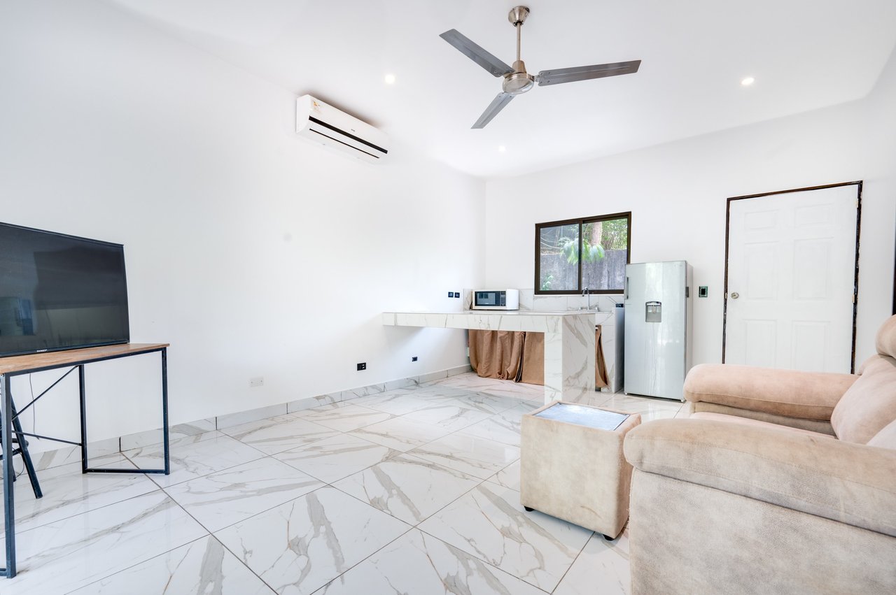 V-Iguana Finca Panamá | Large Property with Two Houses, Pool & Expansion Potential Near Tamarindo