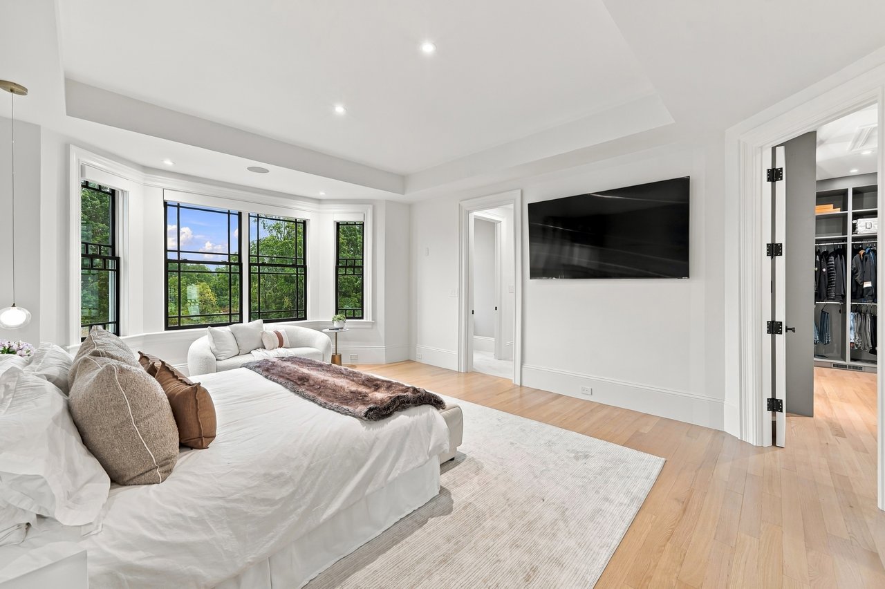 An Exceptional Southborough Estate