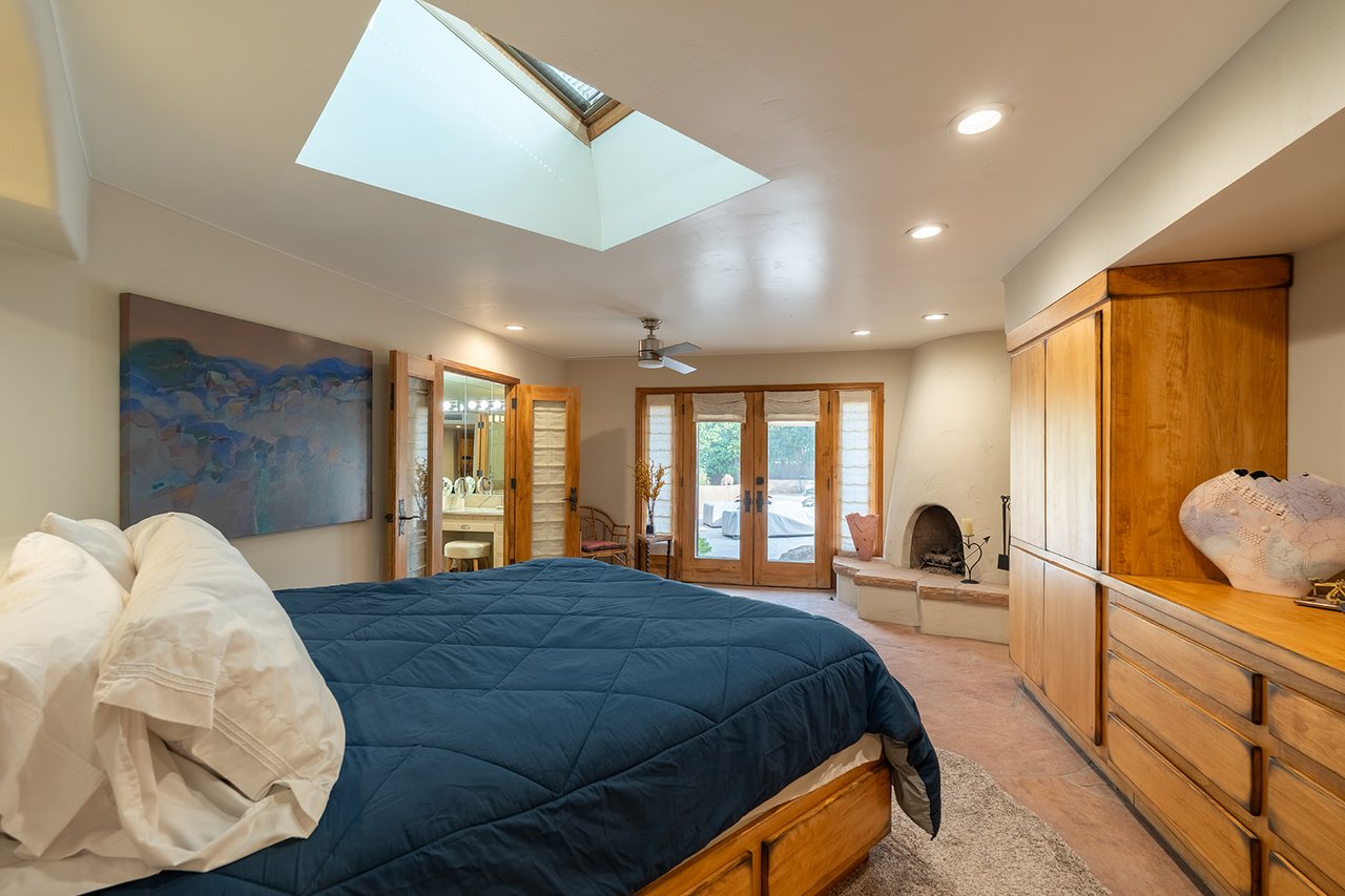 7507 N VIA DE LOS LIBROS