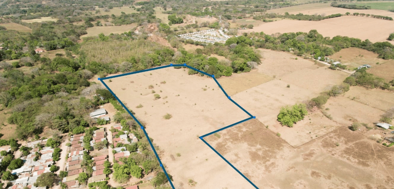 Sardinal Development Lot 16 Acres