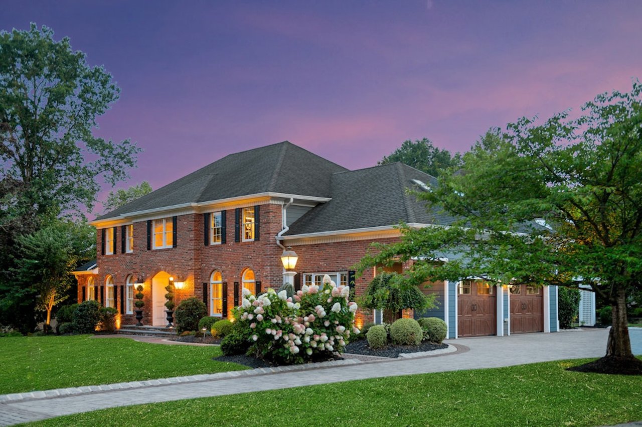 Stunning Turn Key in Harding Township