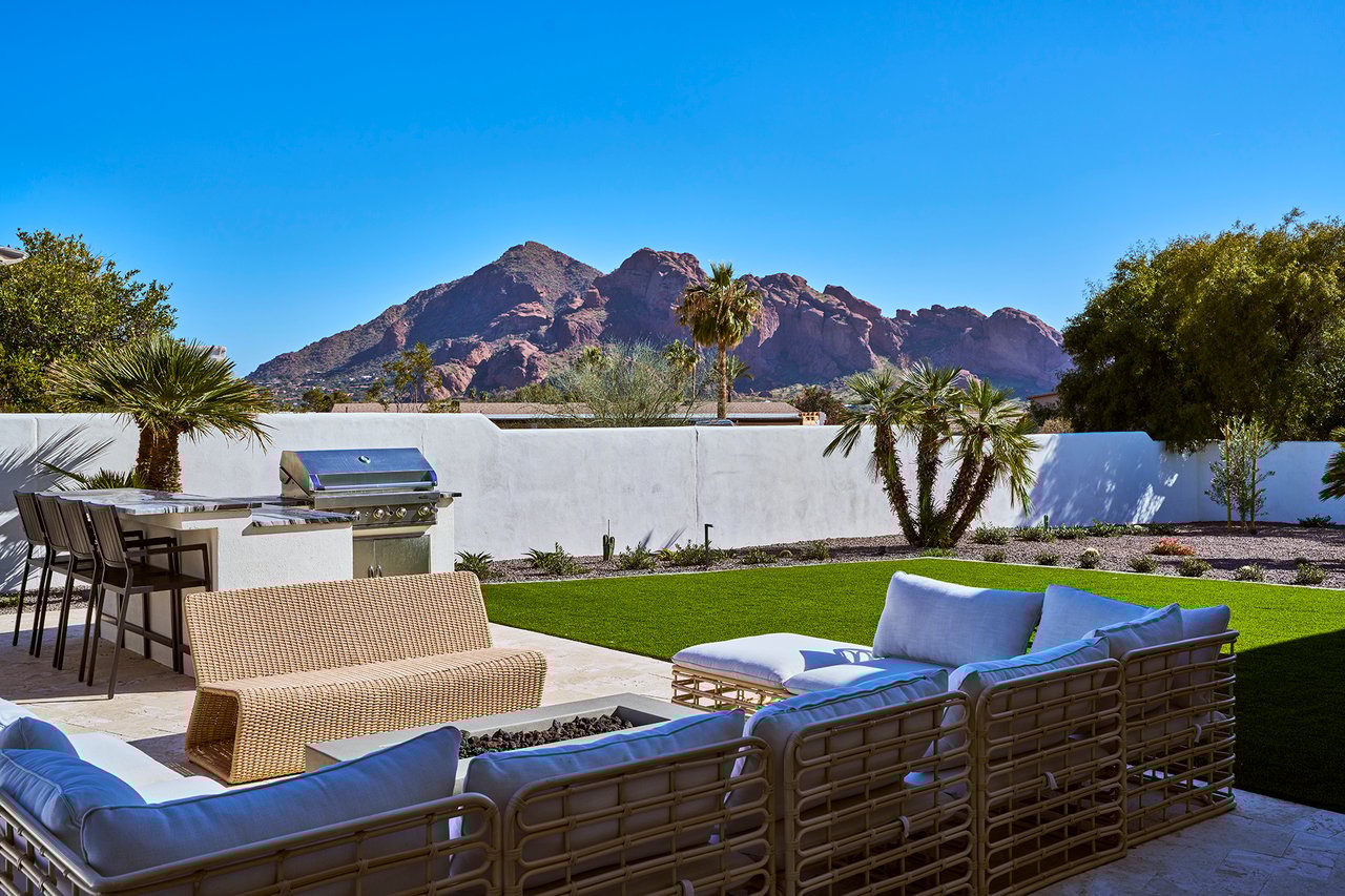 6535 N HILLSIDE Drive