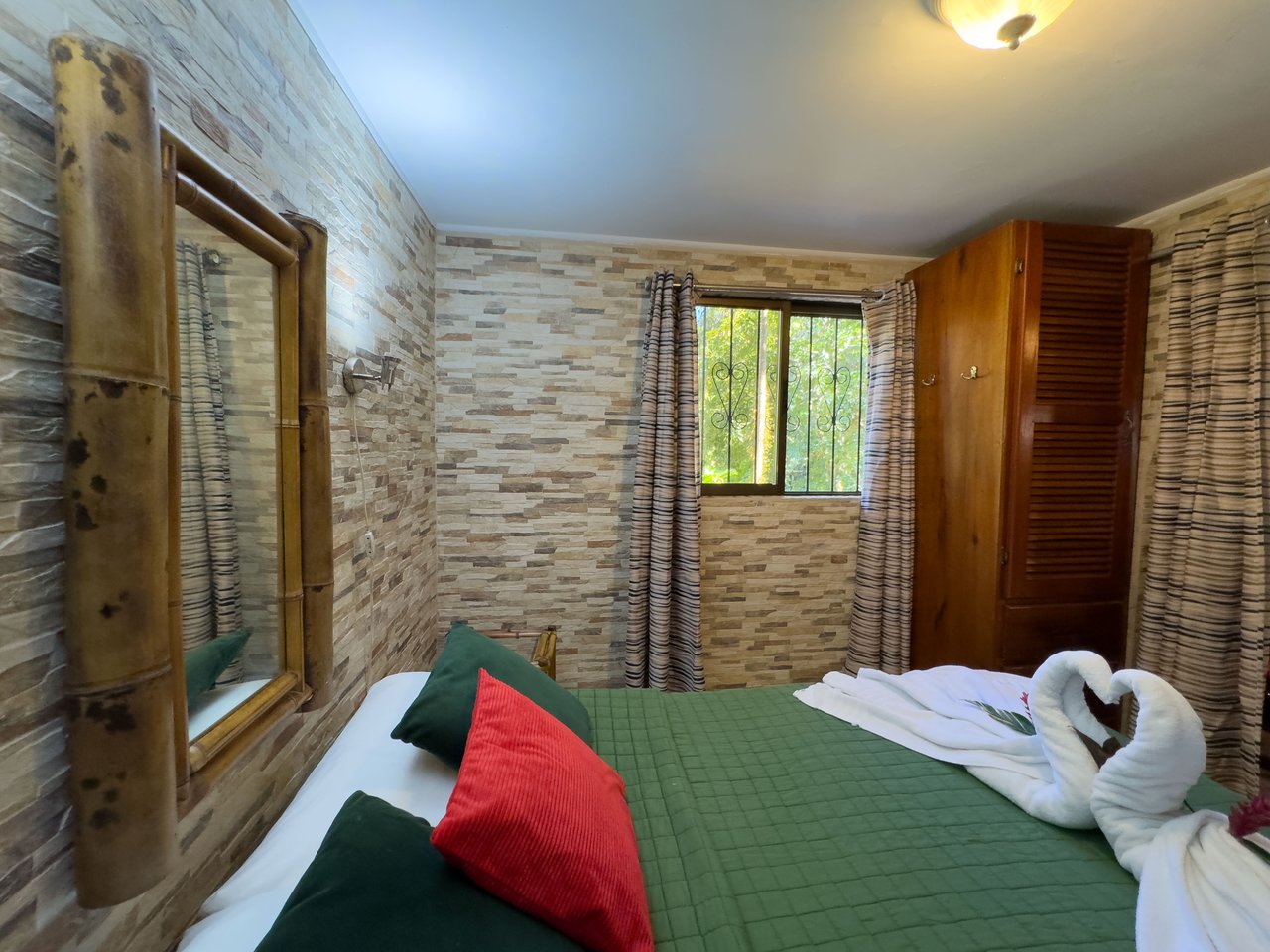 Flutterby Condo – Manuel Antonio’s Exclusive Rainforest Haven