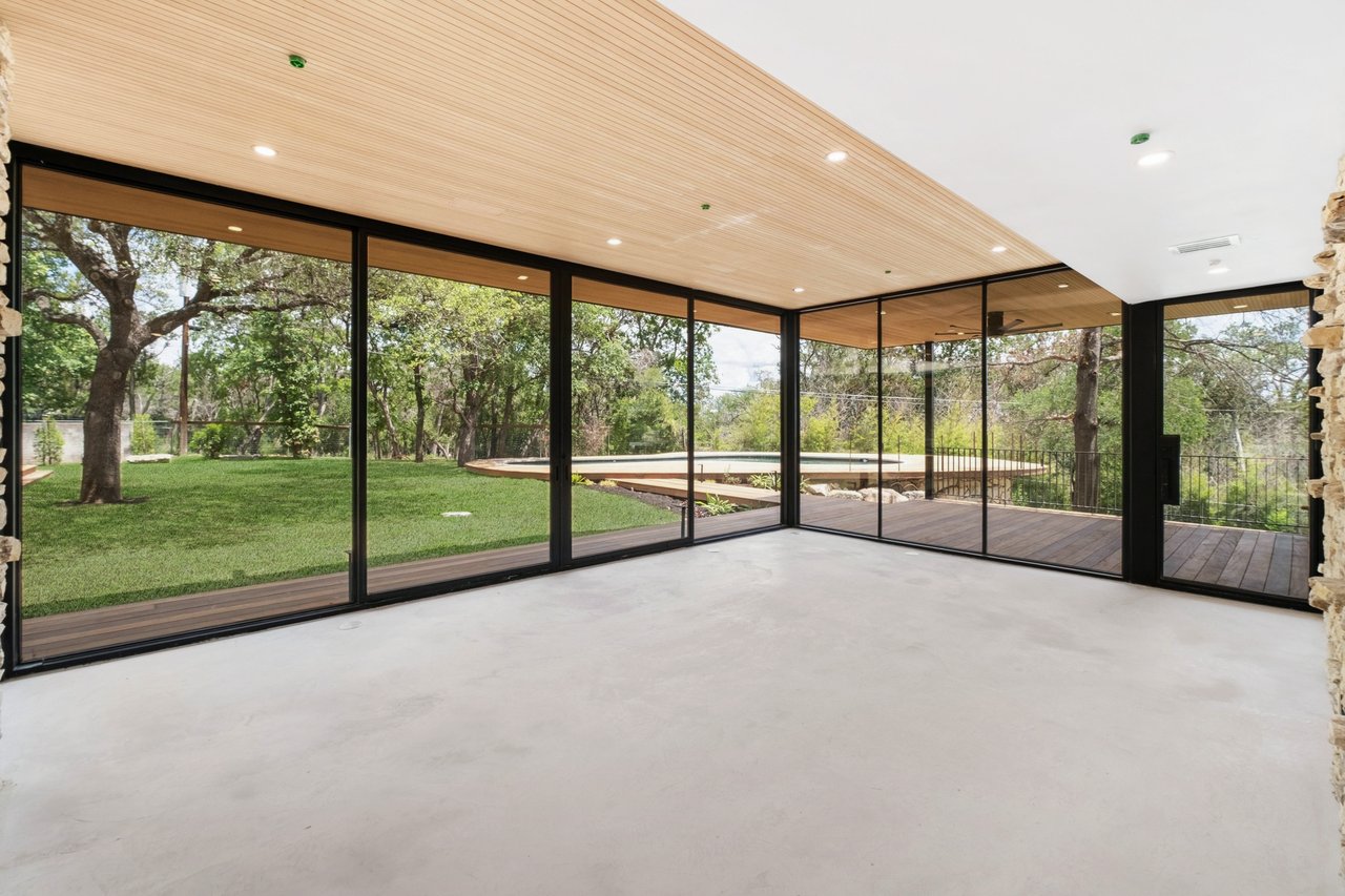203 Wildcat Hollow and 100 Redbud Trail