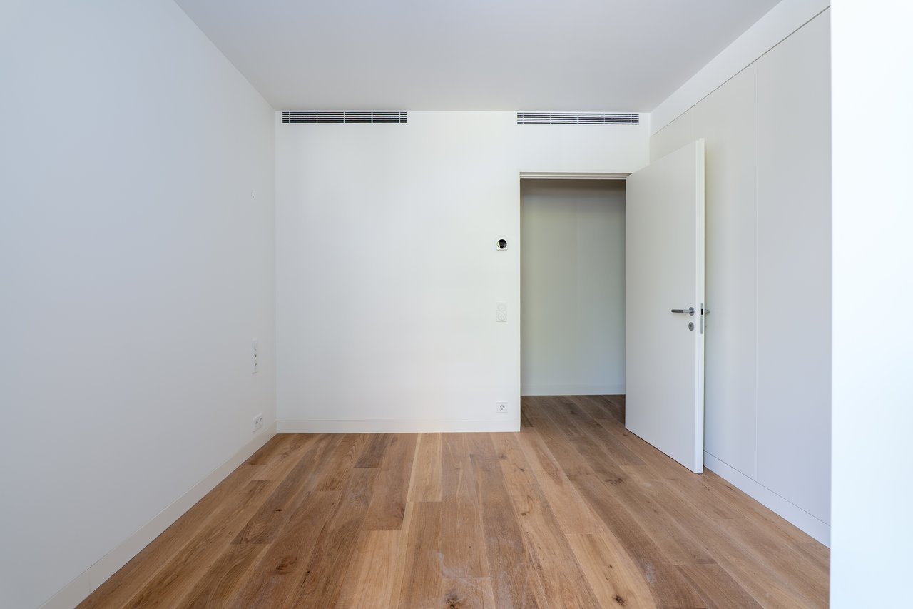 3-Bedroom Apartment with Panoramic Ocean & River Views in the iconic Foz do Douro's New Landmark - Miramar Tower 
