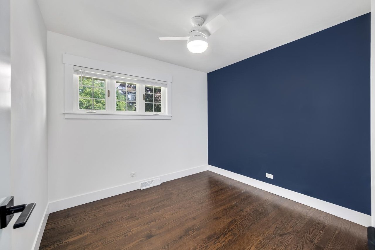 808 Delles Rd, Wheaton IL | Updated Ranch in District 200 Listed at $435,000