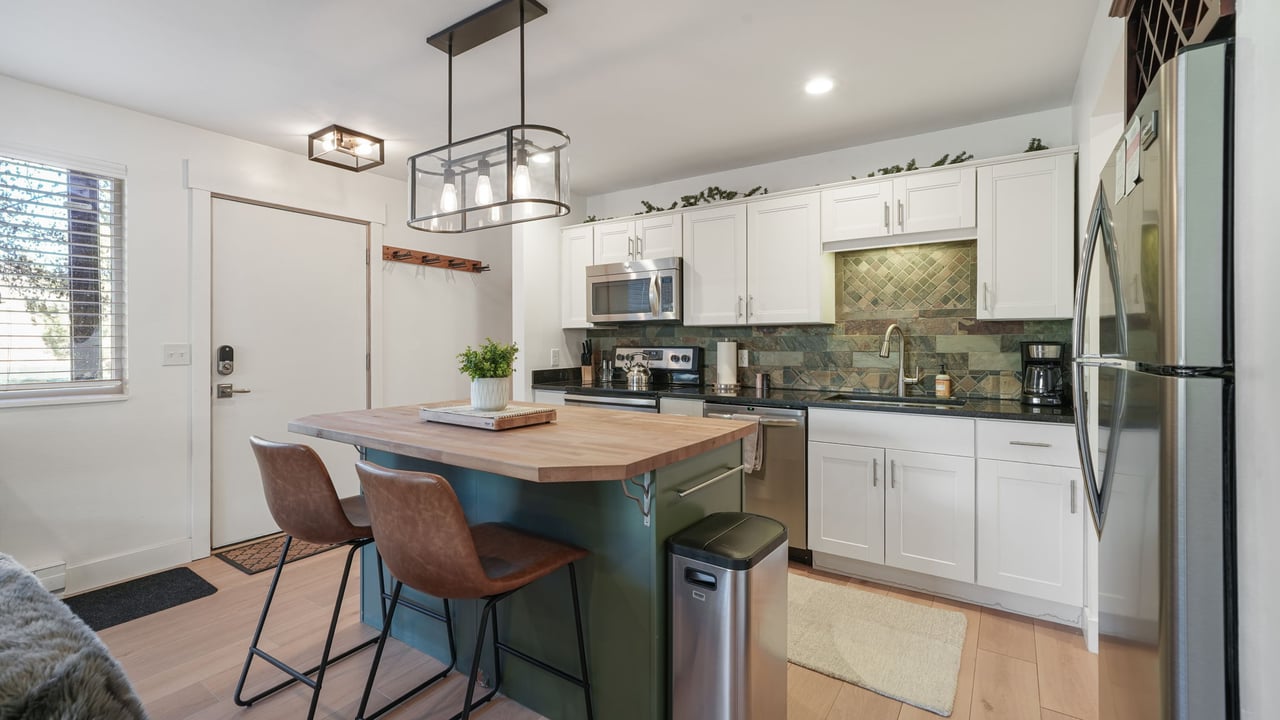 2025 Canyons Resort Dr #C2