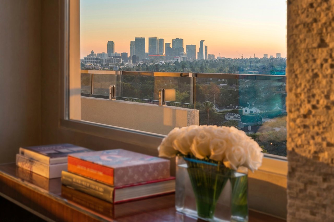 838 N Doheny Dr Unit: 1202, West Hollywood