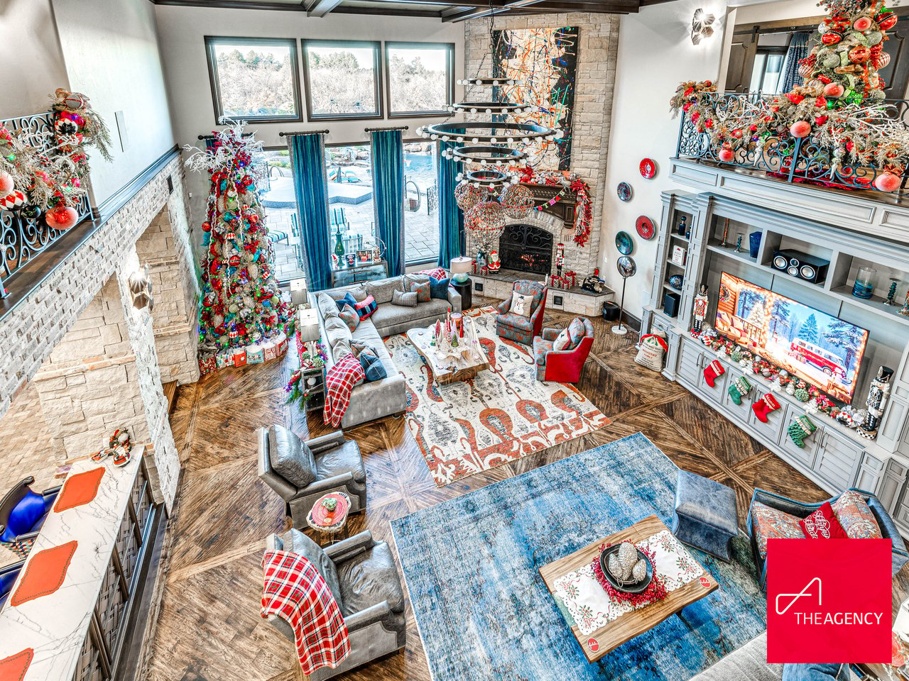 Sleighing the Season: A Christmas Luxury Home Photoshoot at OKC's Viral Estate