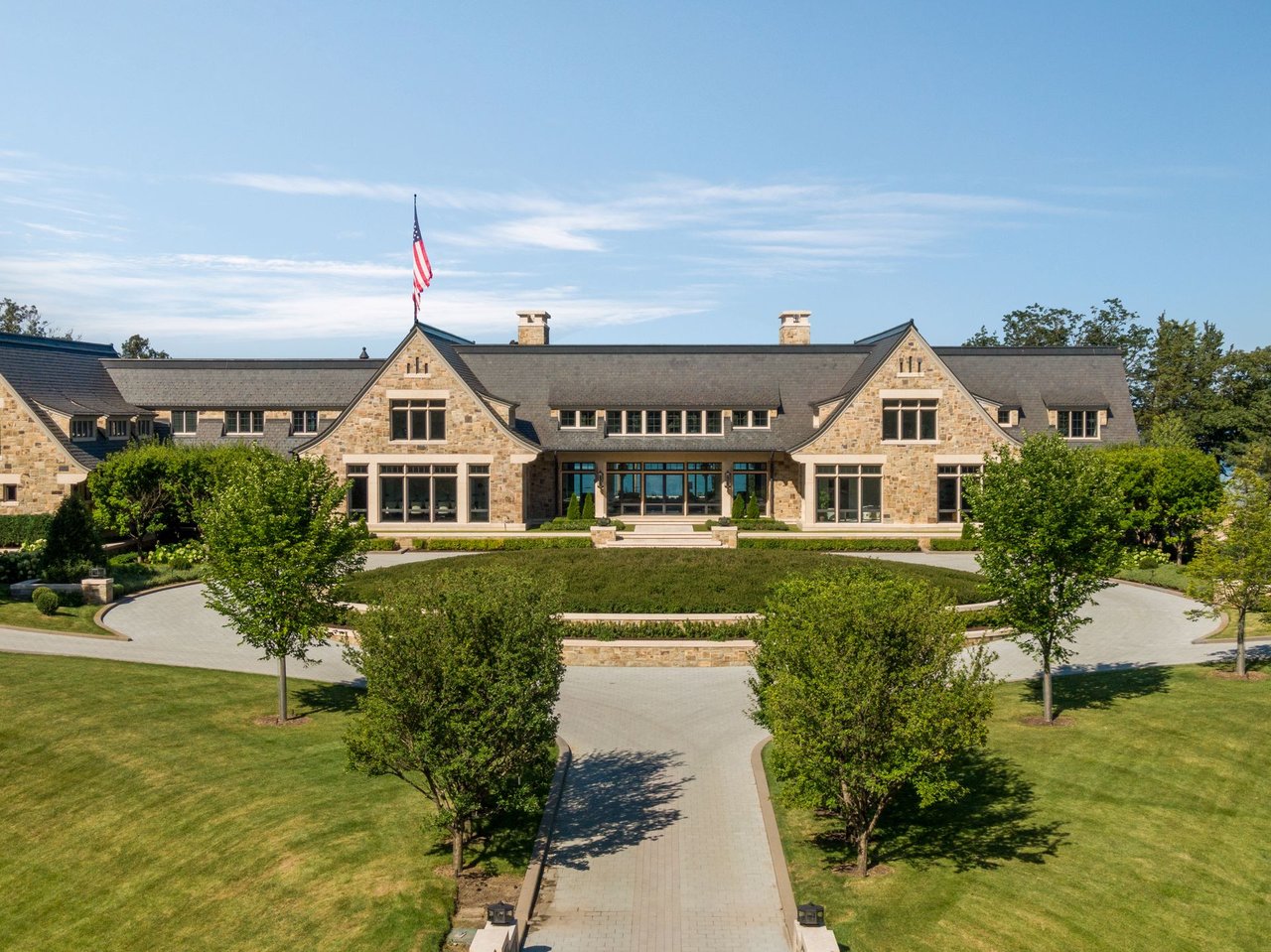 2770 Gale Road, Wayzata