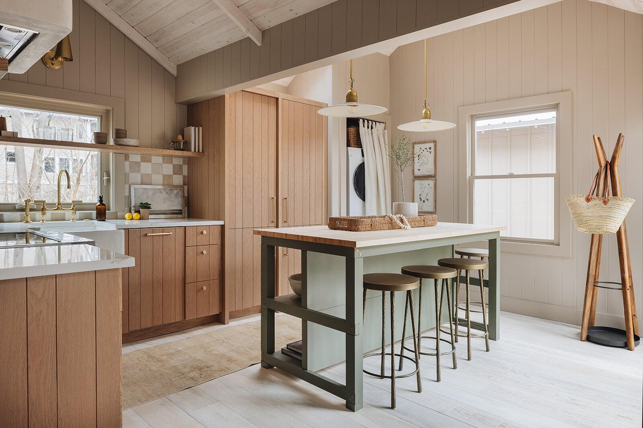 10222 Town Line Road A,B,C,D