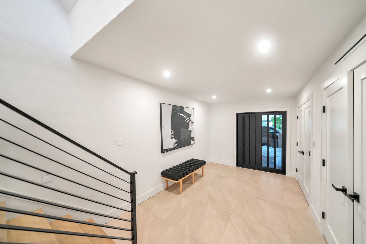 2220 Mackay Avenue B