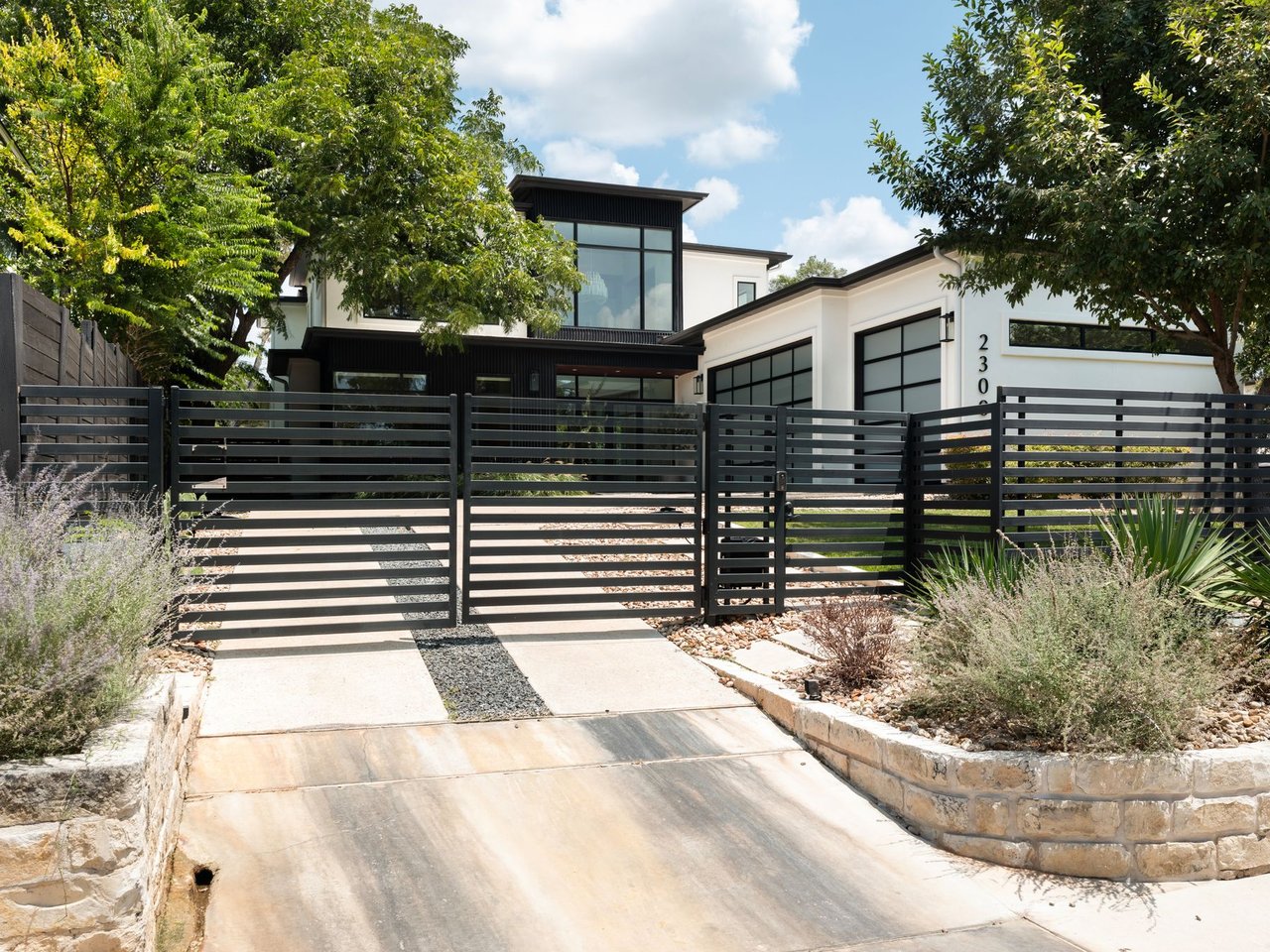 Modern Warmth in the Heart of Tarrytown