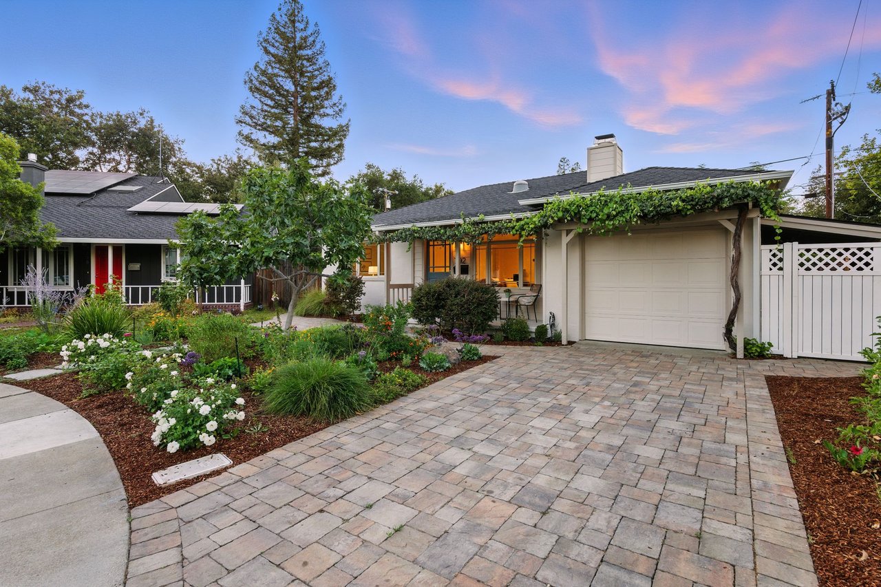 792 Bond Way, Mountain View