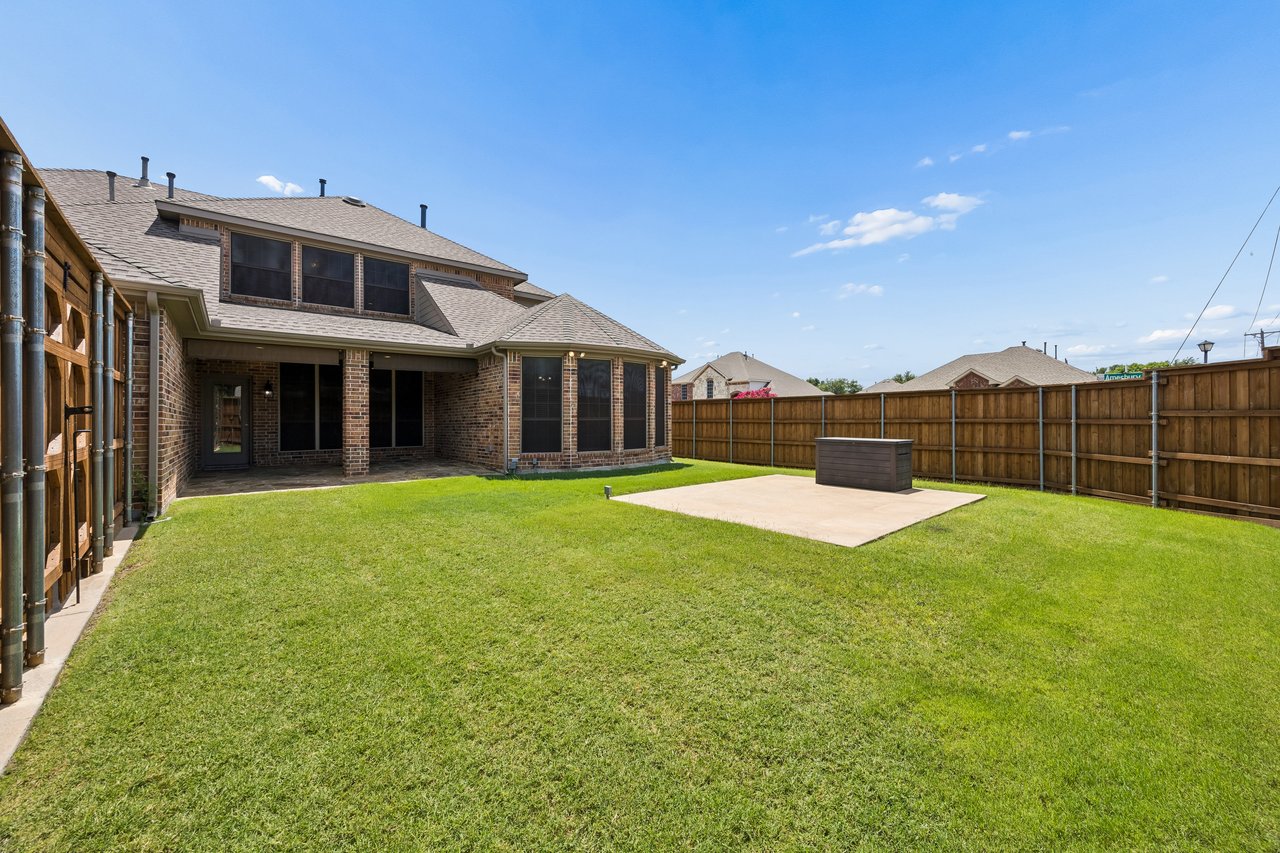 7001 Handen Drive
