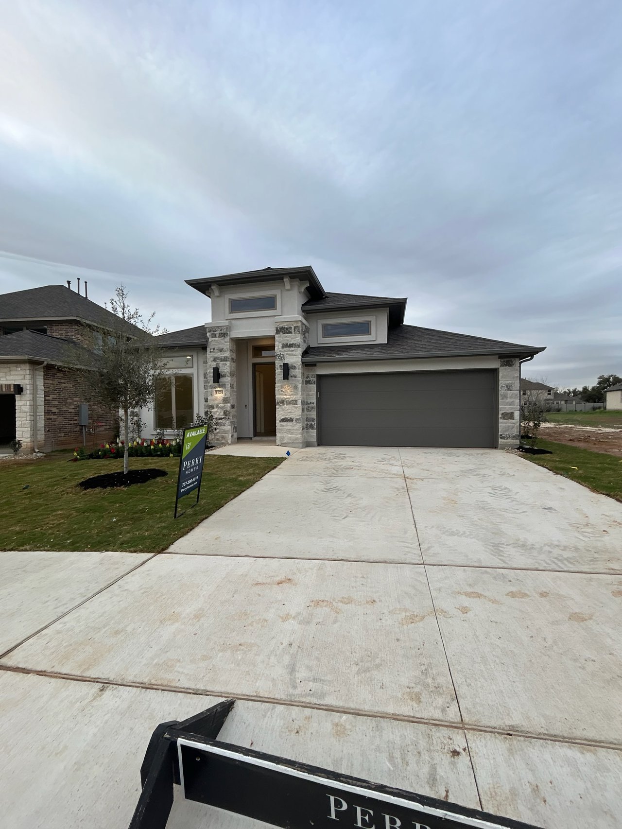 1013 Highcrest