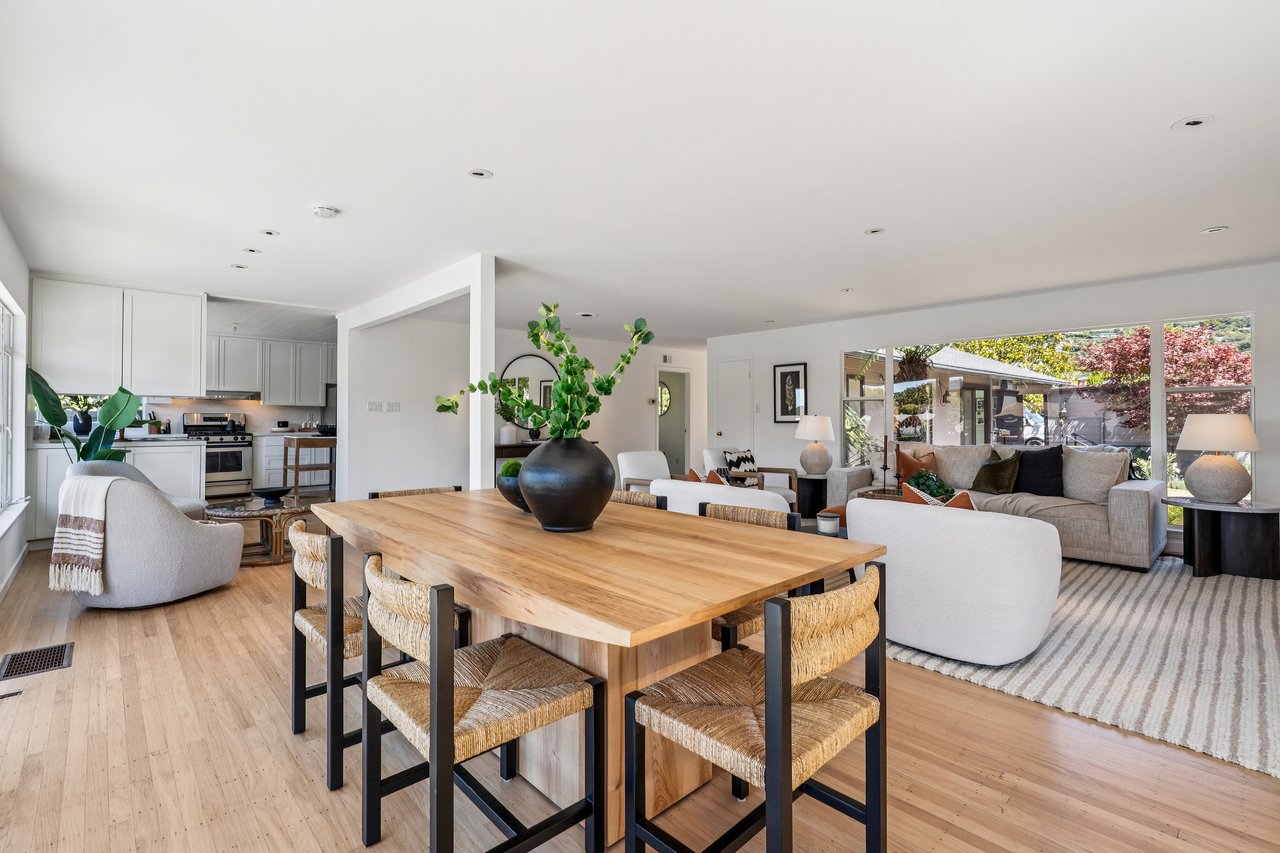 Single Level Living on the Belvedere Lagoon