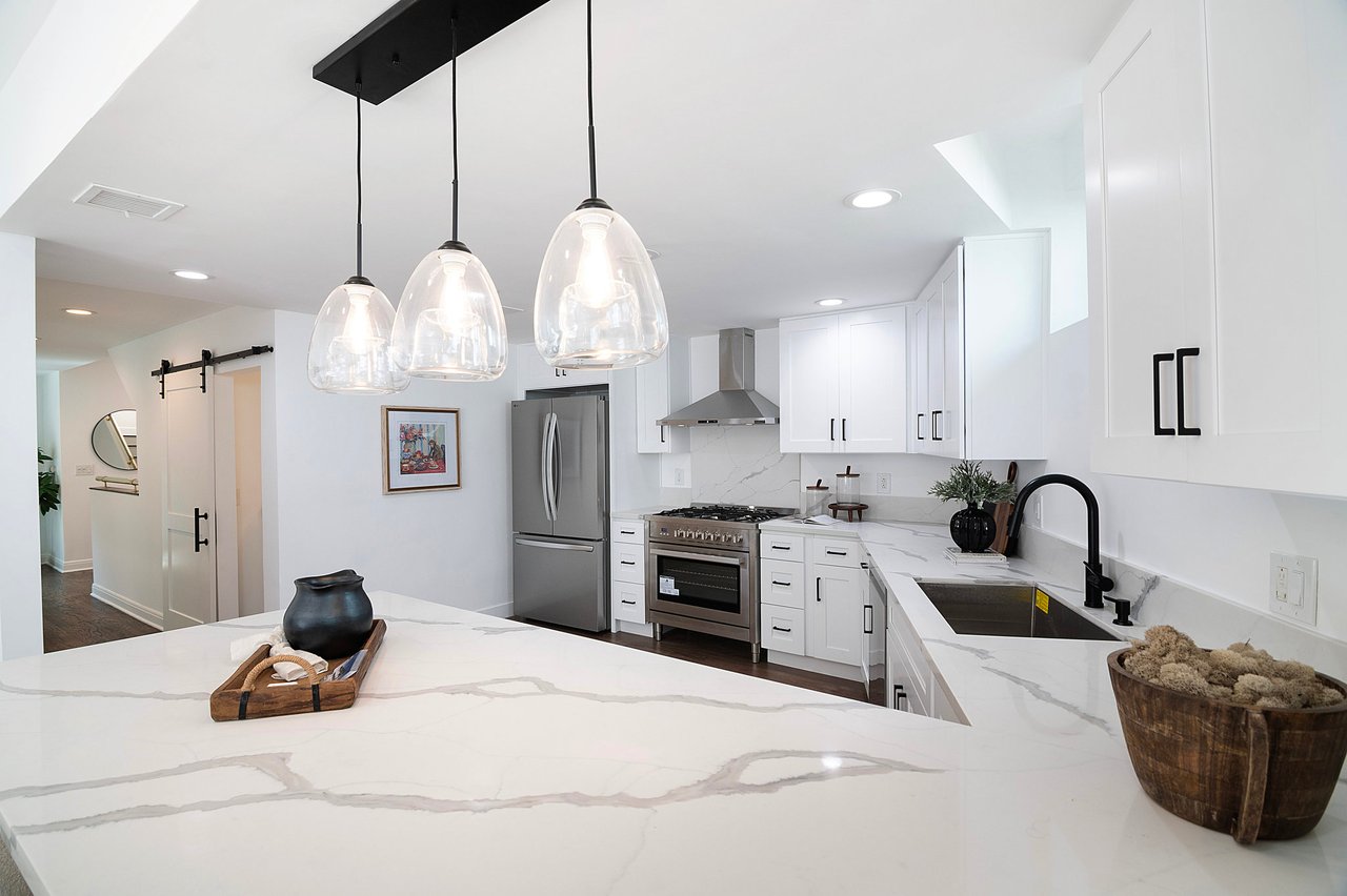 8155 Willow Glen Rd.