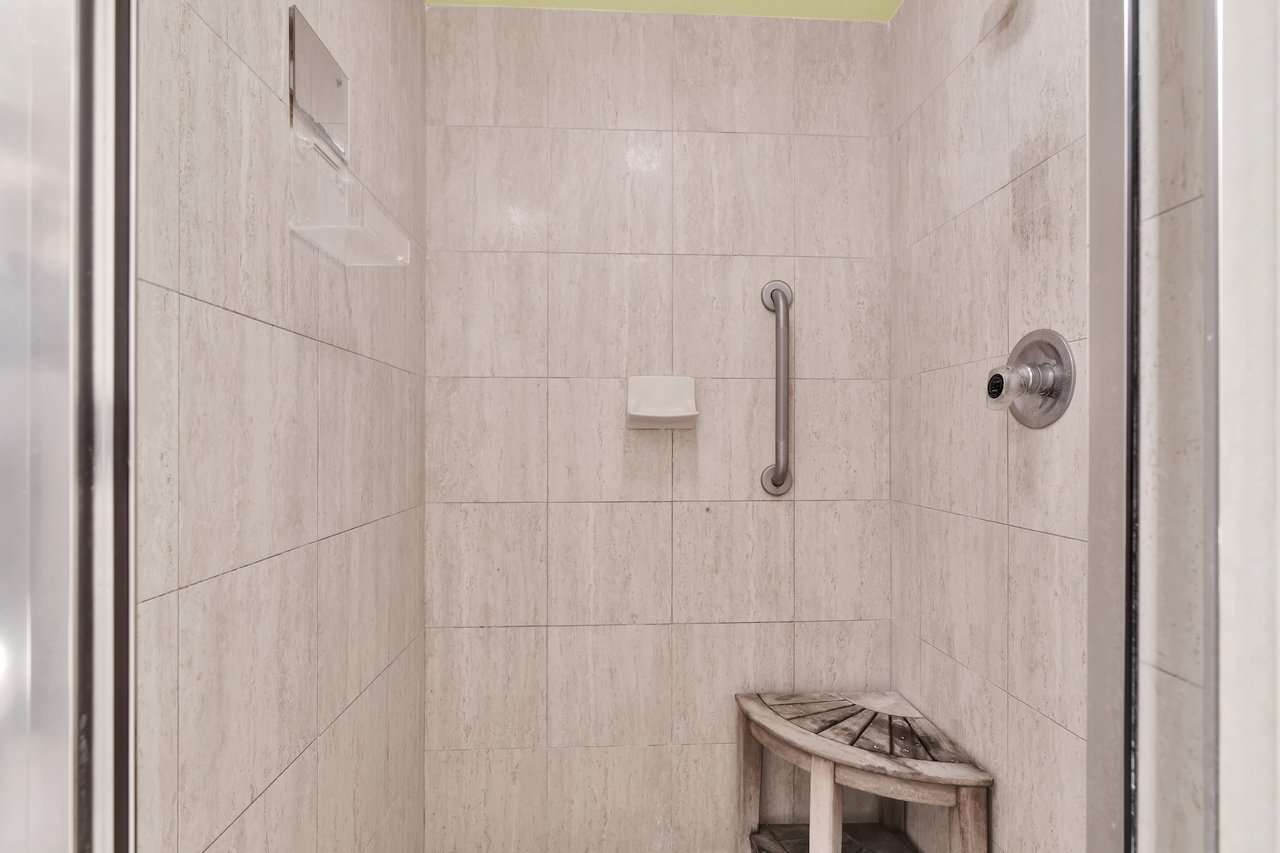 120 SE 5th Ave, Unit 331