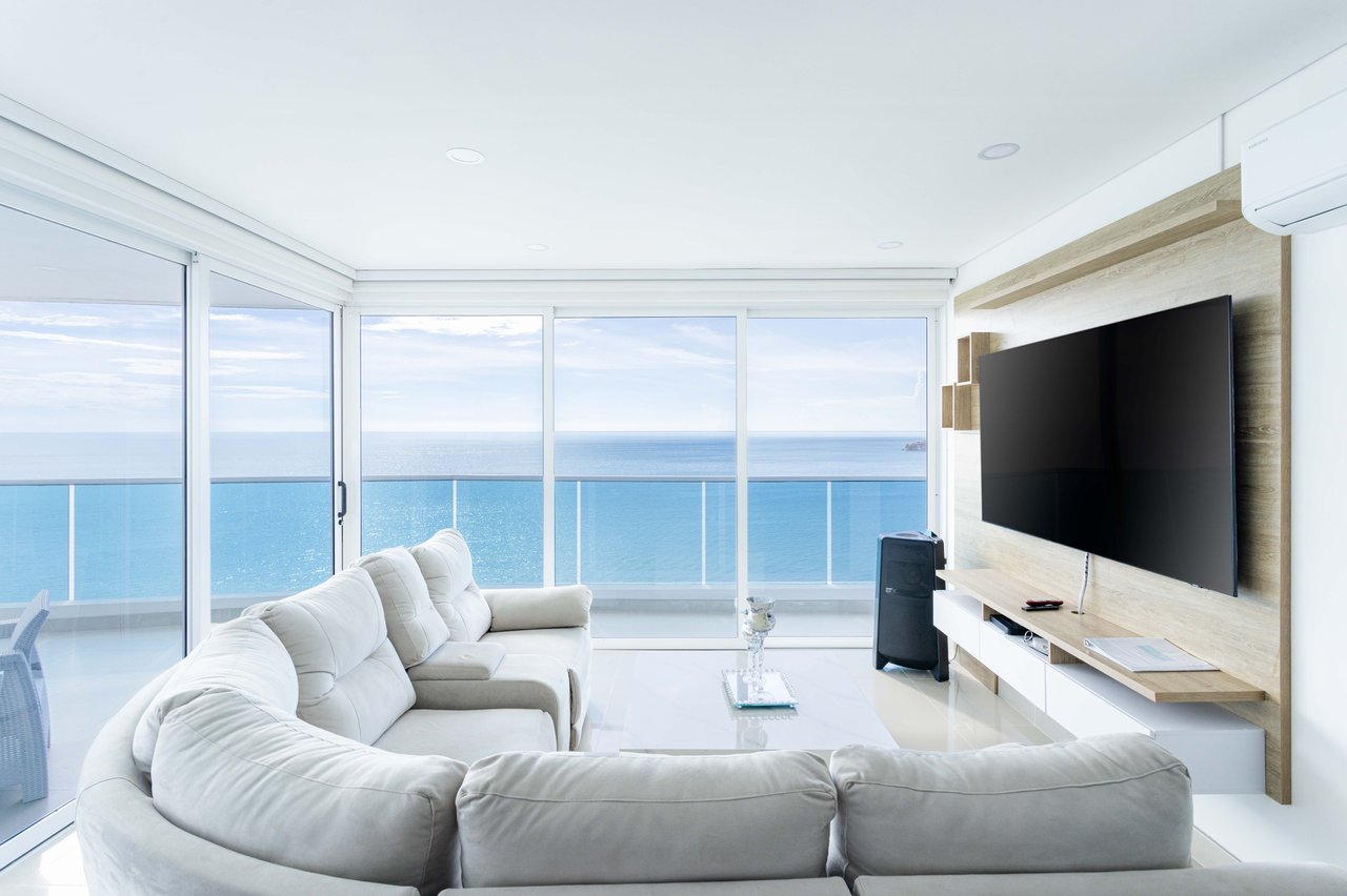 Why Online Home Valuations Can’t Replace Local Expertise