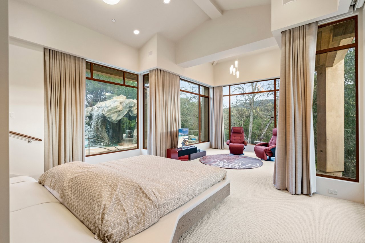 11481 Magdalena Rd