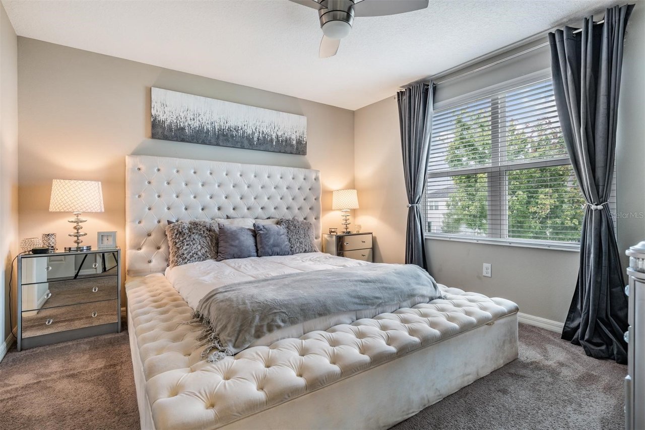 Modern Townhome Living in the Heart of Riverview