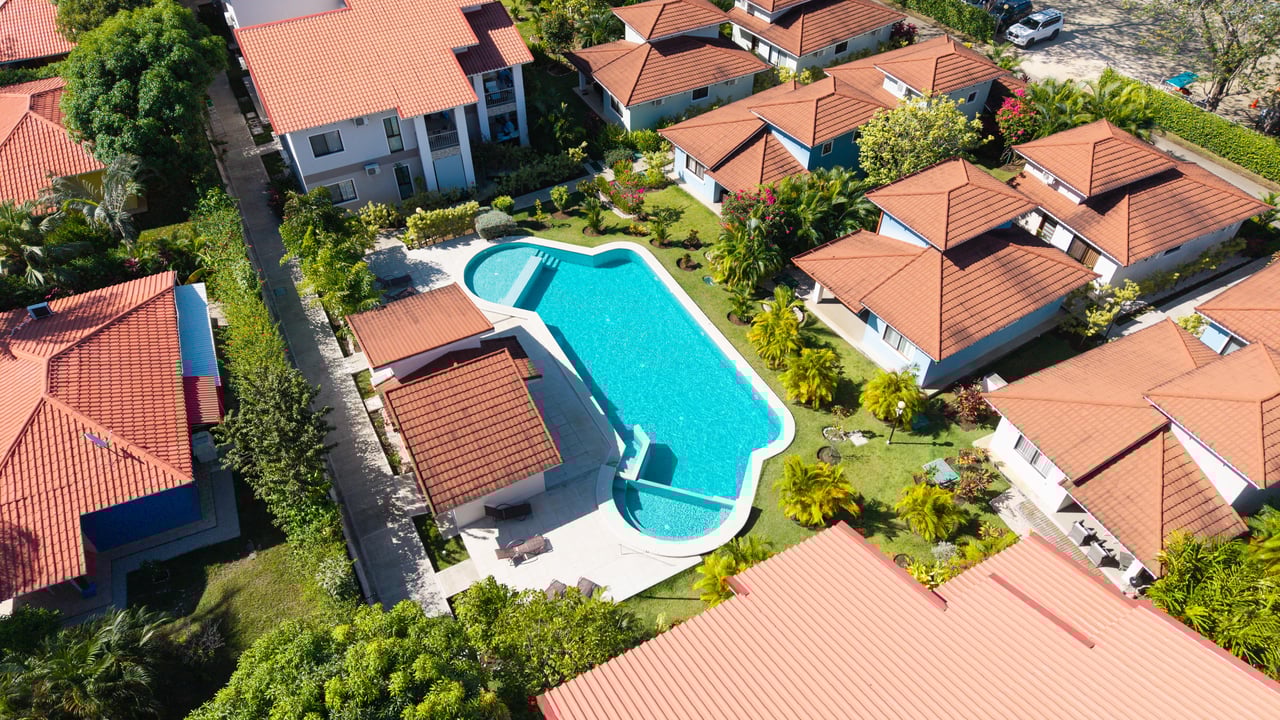 Condominio Villagio Parque del Lago Palma 21-1 | New two bedroom condo plus mezanine