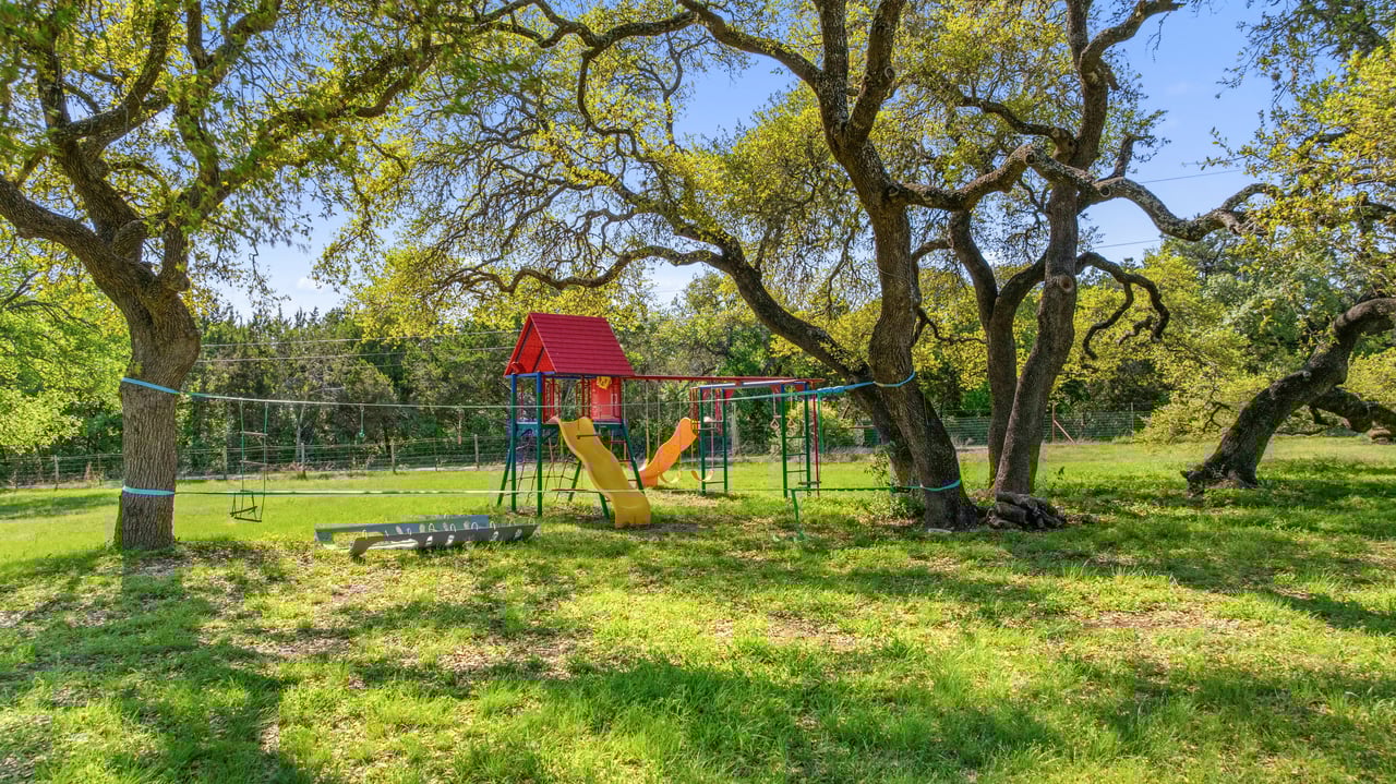 4813 Twin Acres Road