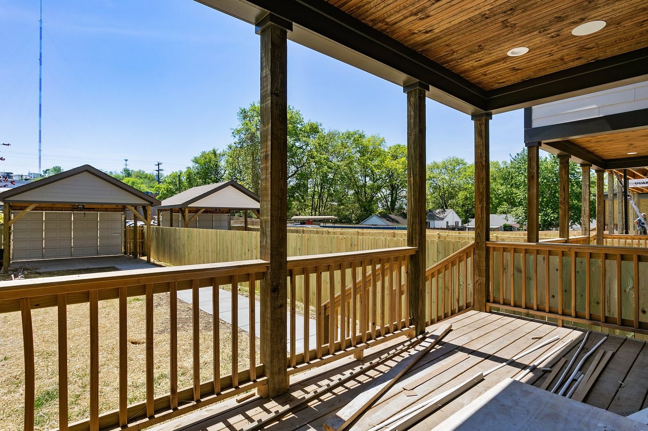 Charlotte Park Multi-Unit Residential