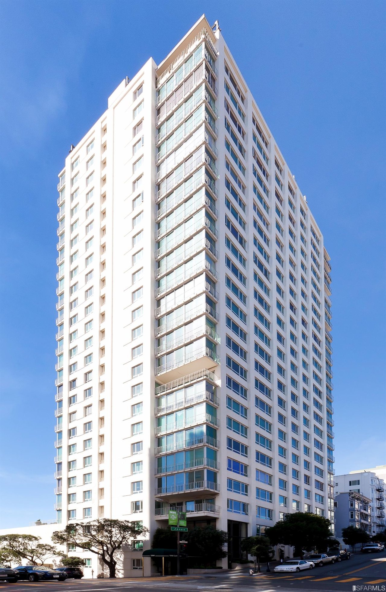 Renovated Corner Three-Bedroom at 1200 California