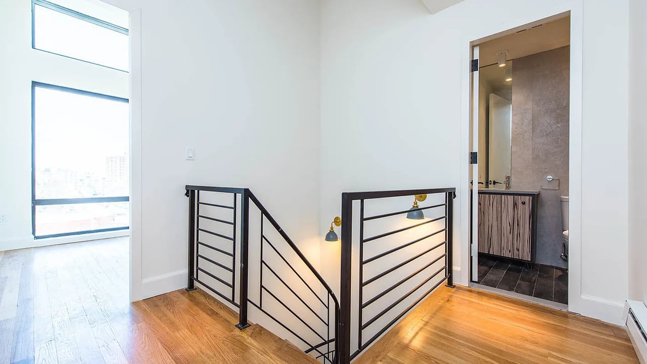 1 Duffield St 418