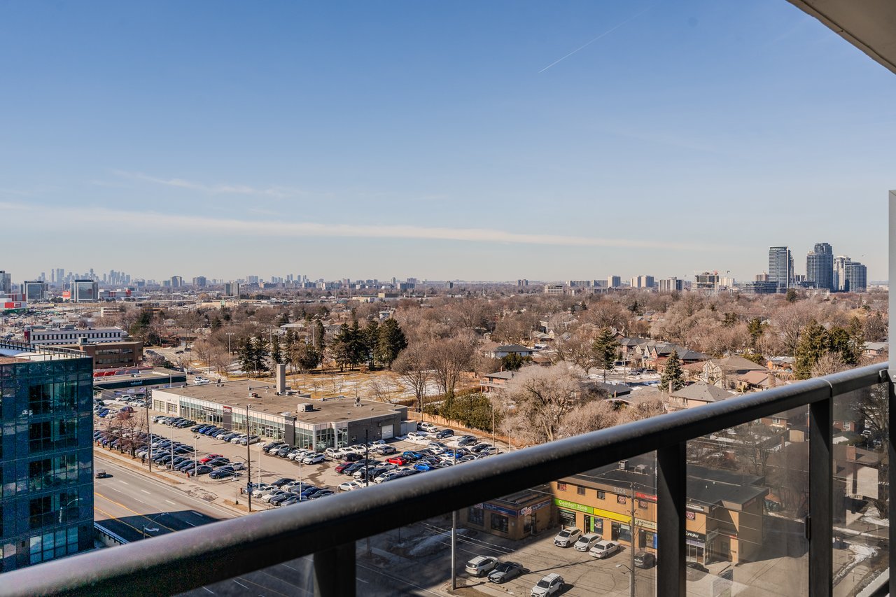 1112-30 Samuel Wood Way