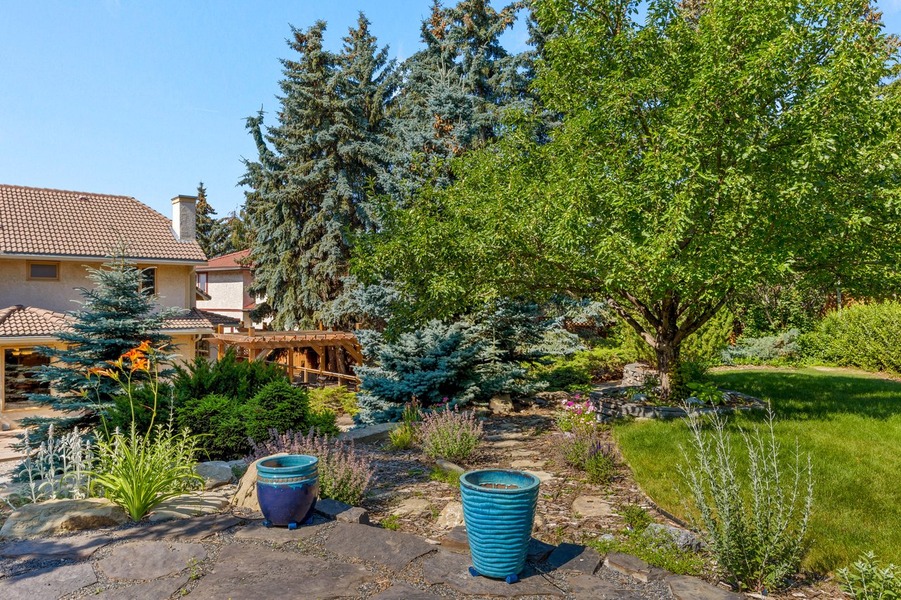 138 Scimitar Bay NW