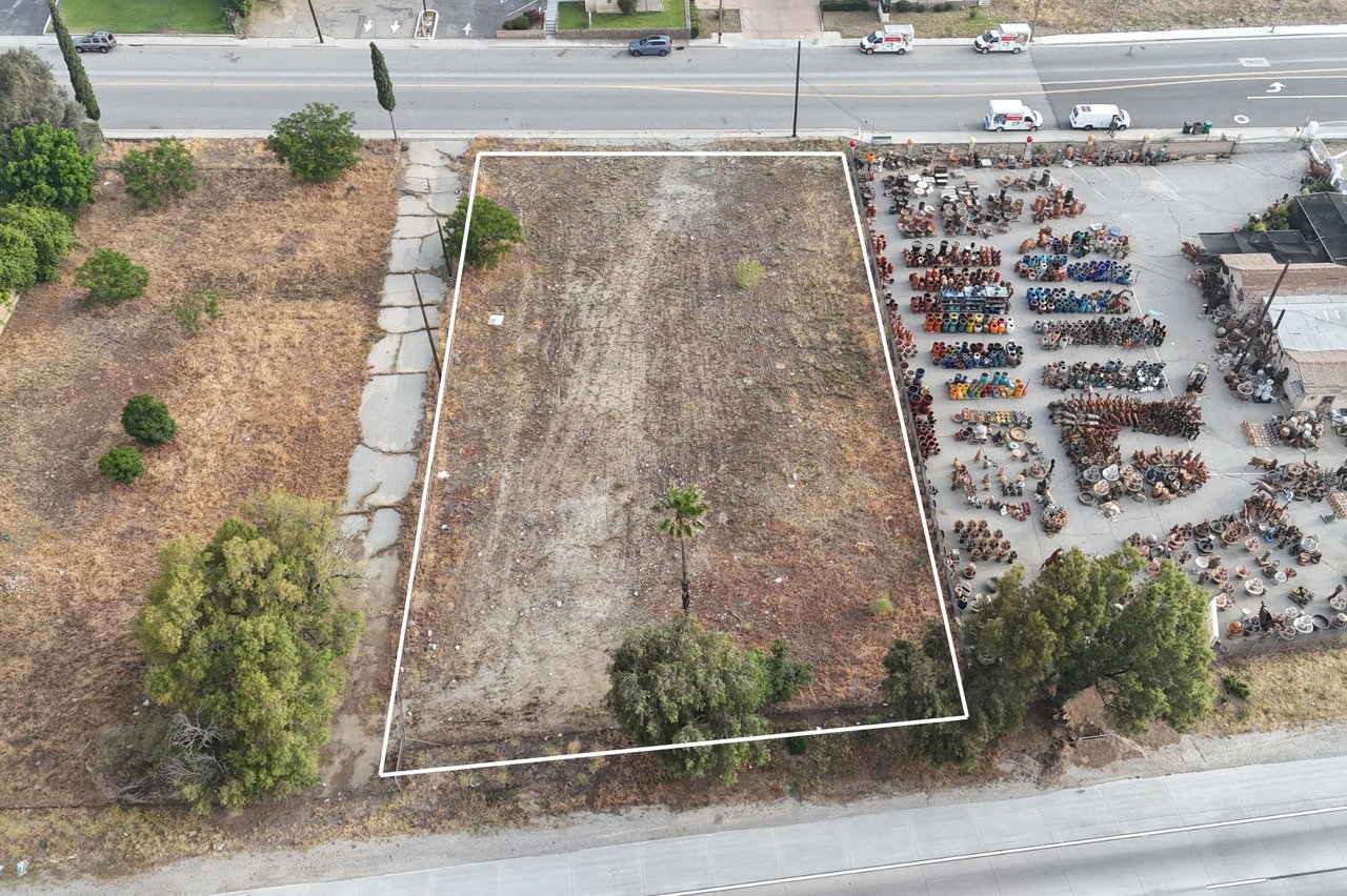 East Ramsey Street, Banning, CA 92220