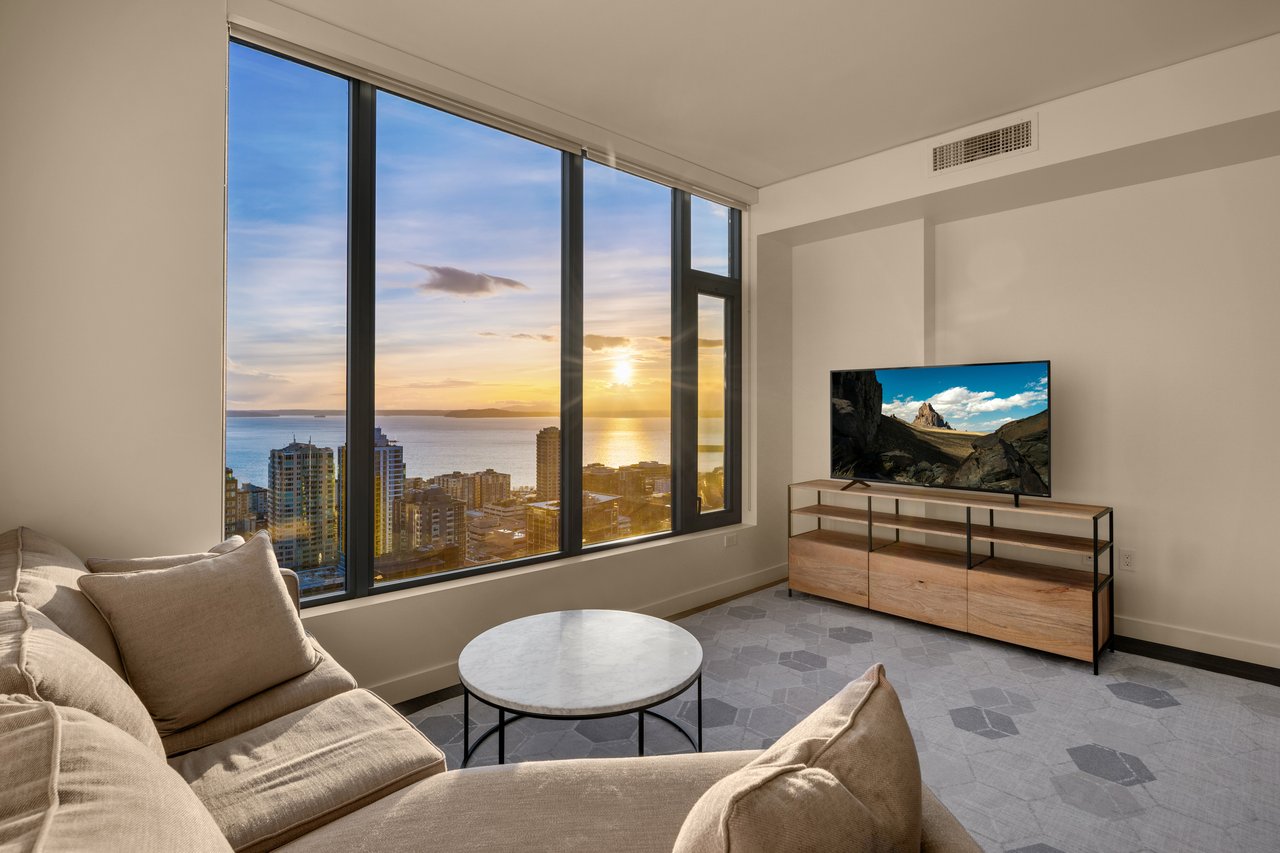 2510 6th Ave Unit 3105