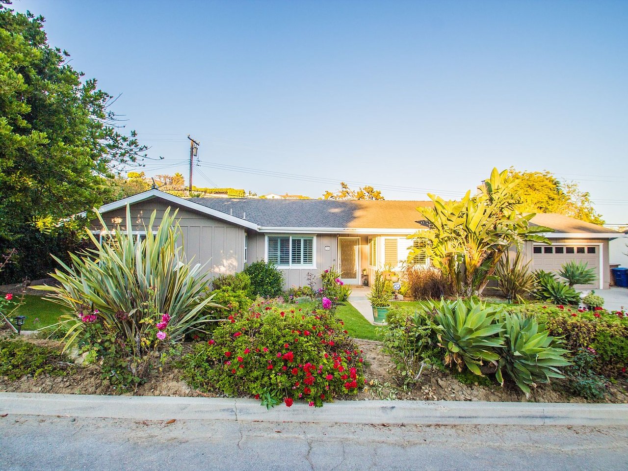 756 Colina Vis, Ventura, CA 93003