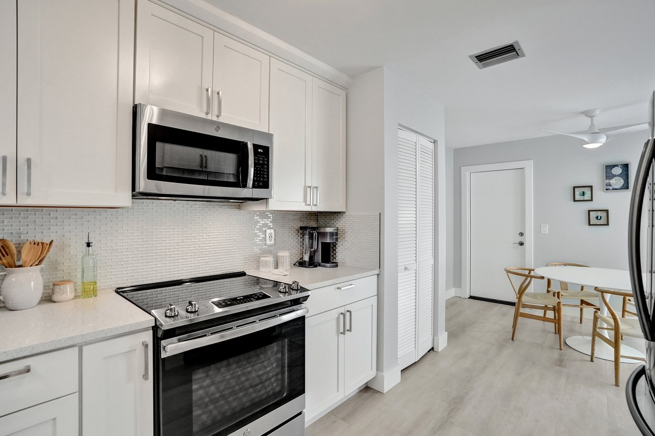 5355 Tenth Fairway Drive, #2, Delray Beach, FL 33484
