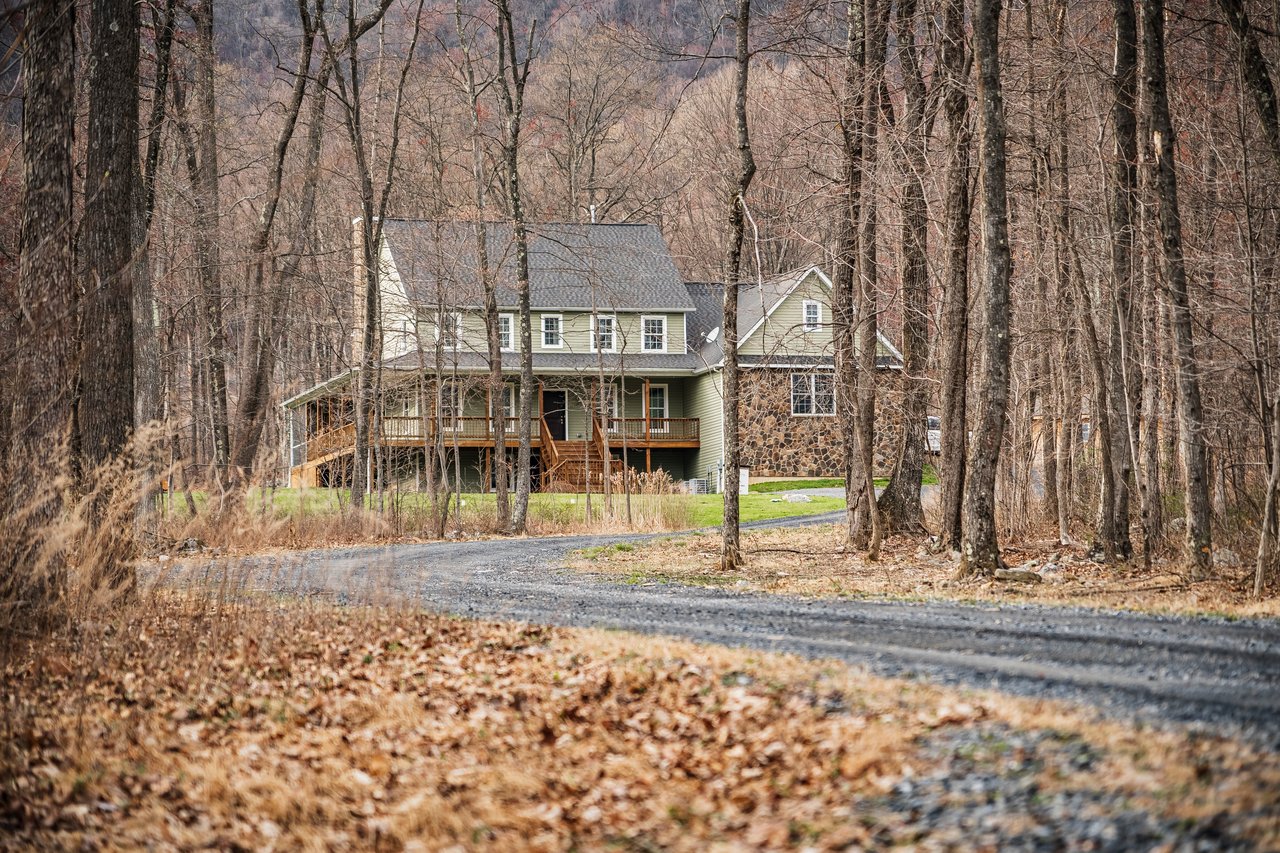 114 Bruce Lane