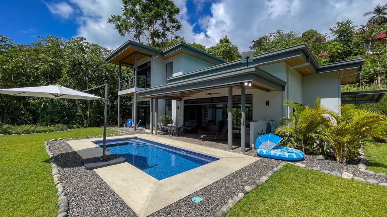 Private Modern Tropical Paradise Home For Sale in Ojochal, Costa Rica