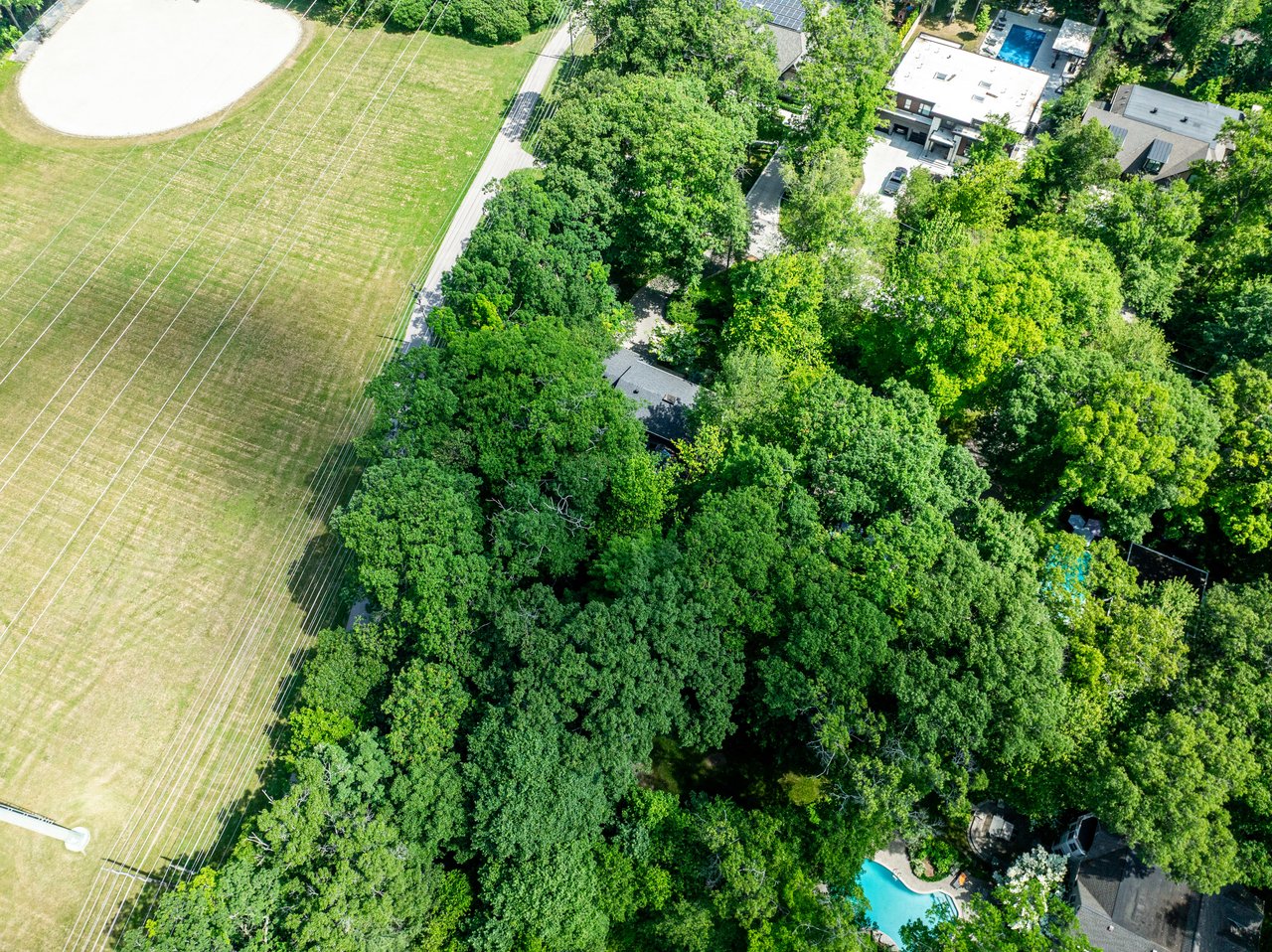 1346 Whiteoaks Avenue, Mississauga