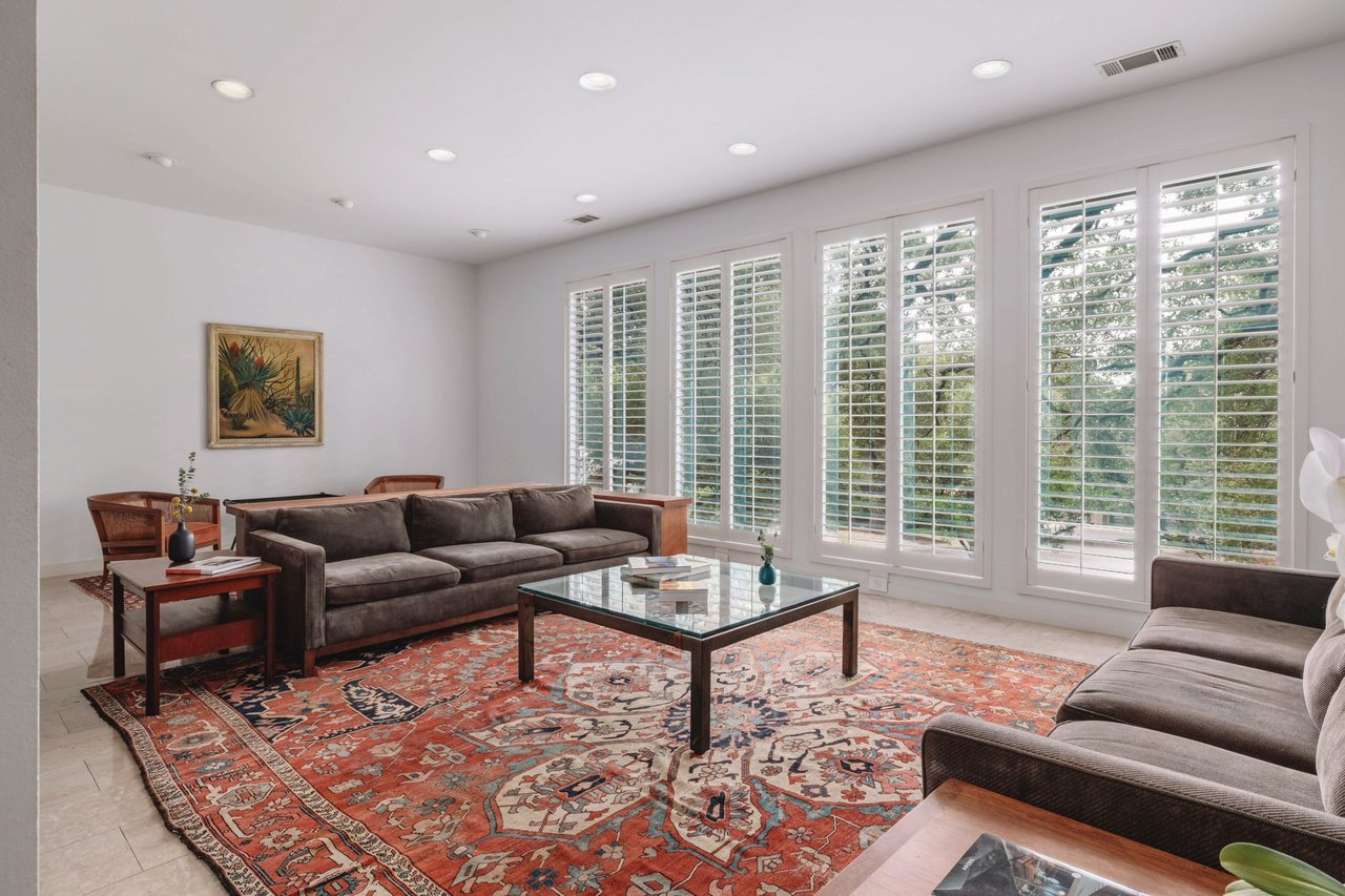 3304 Cherry Tree Circle
