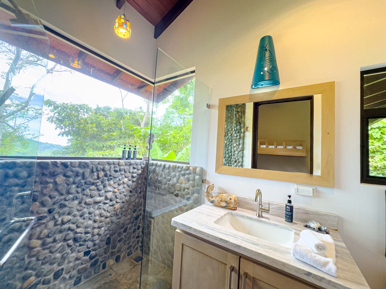 Luxury 3-Bedroom Waterfall-View Home