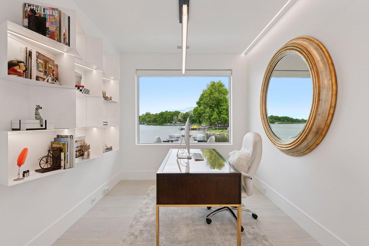 2492 Bantas Point Road, Wayzata
