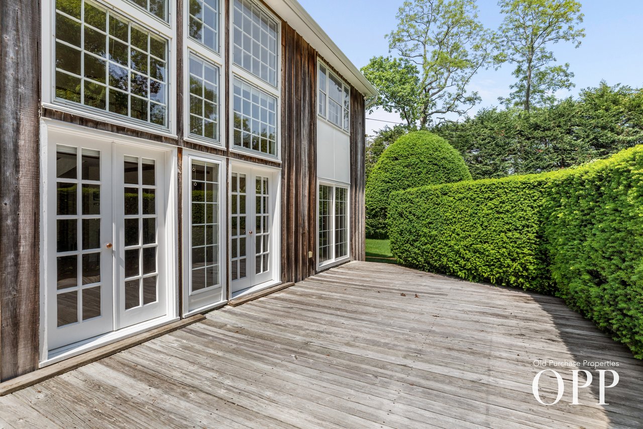 2/3 Acre Gem in the Hamlet
