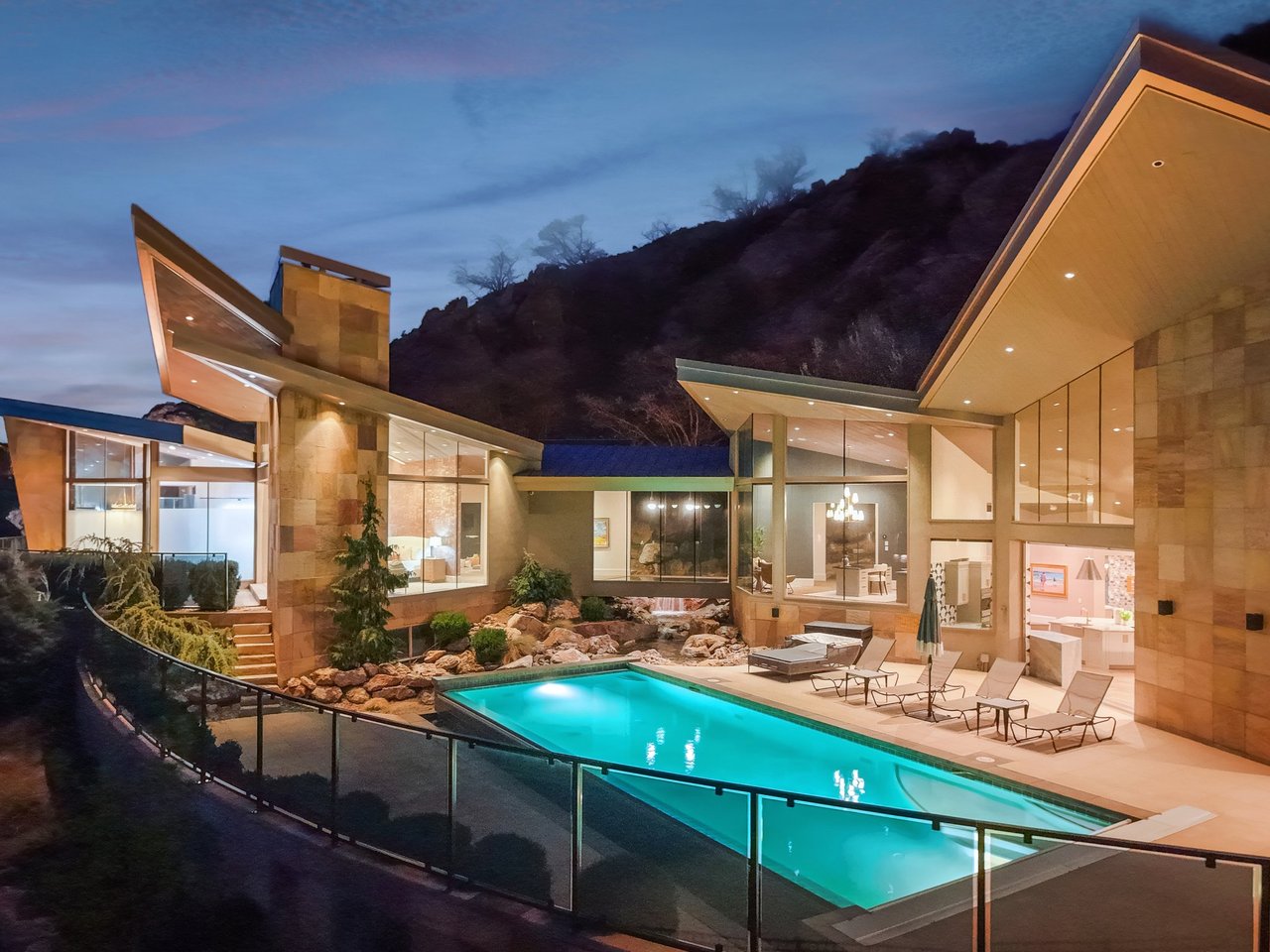 4141 E Canyon Estate Dr